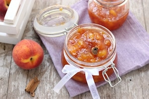 Preparazione Confettura di pesche profumata alla cannella - Fase 3