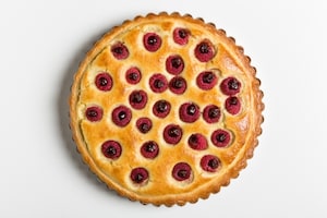 Preparazione Crostata con farina di riso e frangipane ai frutti rossi - Fase 4