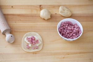 Preparazione Danubio pizza - Fase 3