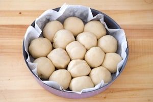 Preparazione Danubio pizza - Fase 3