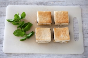 Preparazione Mozzarelle in carrozza con melanzane alla menta  - Fase 4