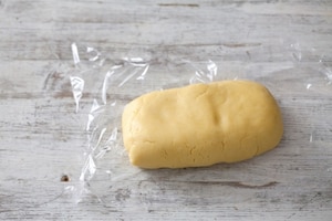 Preparazione Scendiletto alle ciliegie  - Fase 2