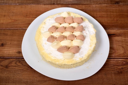 Preparazione Torta Saint Honoré - Fase 6 Preparazione Torta Saint Honoré - Fase 6