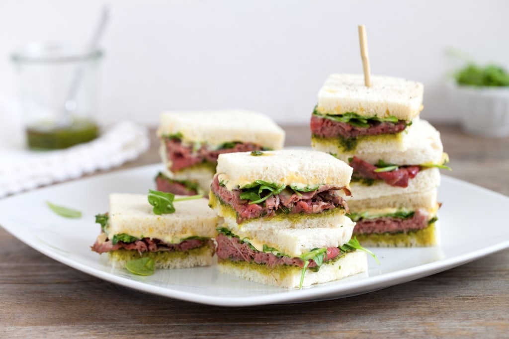 Ricetta Tramezzini Con Roastbeef Rucola E Pesto Cucchiaio D Argento