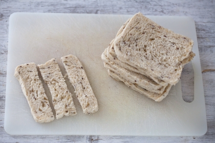 Preparazione Barrette di French toast al forno - Fase 2 Preparazione Barrette di French toast al forno - Fase 2