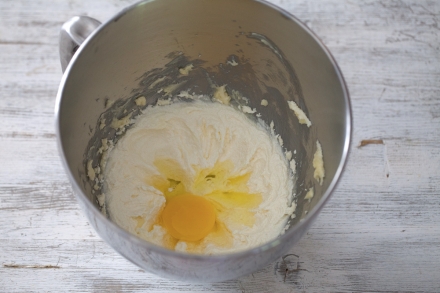 Preparazione Biscotti morbidi al limone - Fase 1 Preparazione Biscotti morbidi al limone - Fase 1