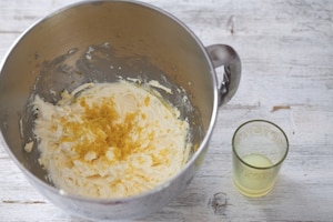 Preparazione Biscotti morbidi al limone - Fase 2