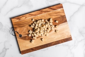Preparazione Minestra fredda di pane e riso con verdure - Fase 2