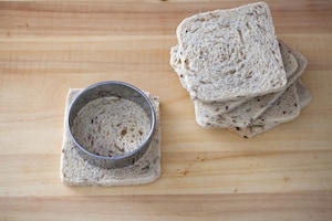 Preparazione Mini quiche alle zucchine e speck - Fase 1