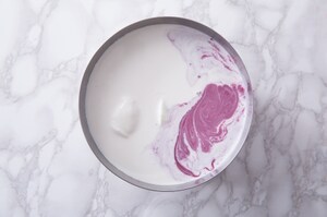 Preparazione Panna cotta ai mirtilli - Fase 2