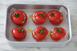 Preparazione Pomodori ripieni di riso - Fase 4