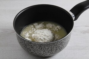 Preparazione Profiterole al limone e cioccolato bianco - Fase 1