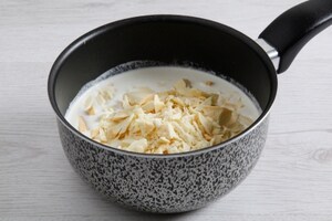 Preparazione Profiterole al limone e cioccolato bianco - Fase 4