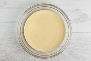 Preparazione Quiche ai funghi con pomodorini e primosale - Fase 1