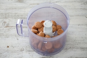 Preparazione Tartufi di amaretti e cioccolato - Fase 1