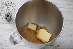 Preparazione Torta alle pesche e lamponi - Fase 1
