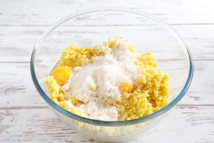 Preparazione Crocchette di riso - Fase 1 Preparazione Crocchette di riso - Fase 1