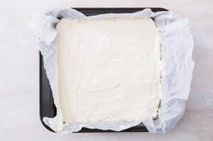 Preparazione Macadamia Cheesecake - Fase 2