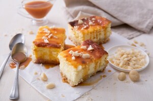 Preparazione Macadamia Cheesecake - Fase 4