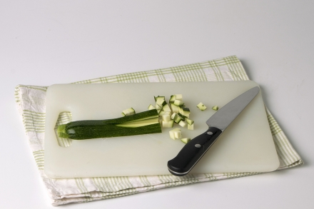 Preparazione Ravioloni con ragù di verdure miste - Fase 1 Preparazione Ravioloni con ragù di verdure miste - Fase 1