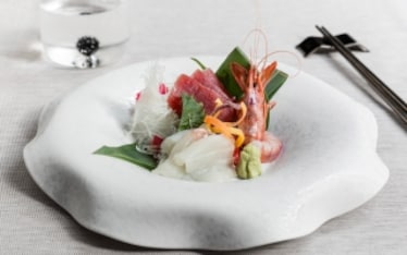 Sashimi di tonno, dentice e gamberi