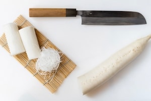 Preparazione Sashimi di tonno, dentice e gamberi - Fase 2