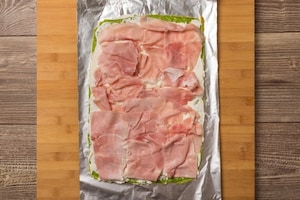 Preparazione Rotolo di frittata al prosciutto e formaggio - Fase 4