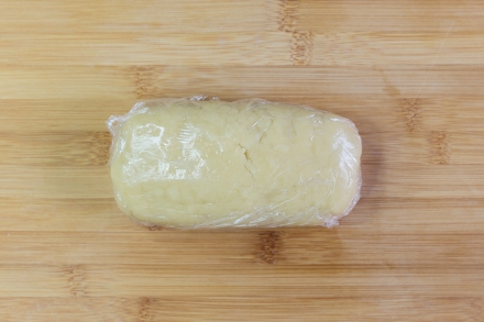 Preparazione Torta salata con roselline di zucchine e carote - Fase 2 Preparazione Torta salata con roselline di zucchine e carote - Fase 2