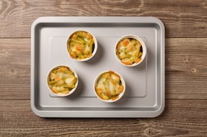 Preparazione Tortini di pasta, provola e melanzane - Fase 4