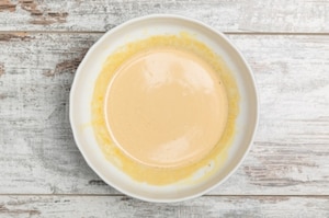 Preparazione Bicchierini al caffè con panna, cacao e nocciole - Fase 2