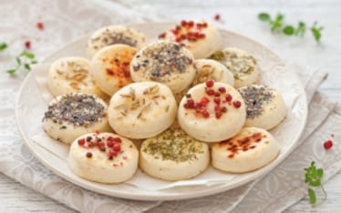 Biscotti salati con semi e spezie