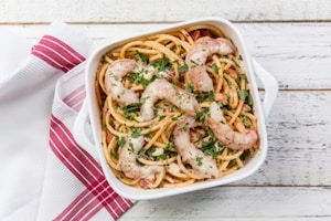 Preparazione Bucatini al forno con ragù di crostacei - Fase 3