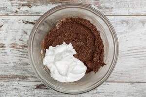 Preparazione Caprese al cioccolato di Halloween - Fase 3