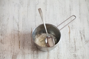 Preparazione Cheesecake senza cottura con salsa di cachi  - Fase 3