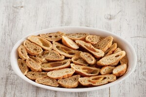 Preparazione Torta di croissant al forno con salsa al cioccolato  - Fase 2