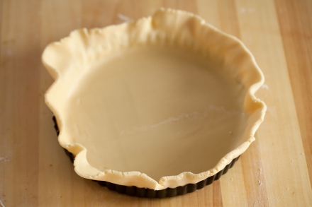 Preparazione Crostata con crema allo yogurt e uva  - Fase 2 Preparazione Crostata con crema allo yogurt e uva  - Fase 2
