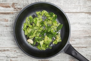 Preparazione Gnocchi con verza e nocciole - Fase 1