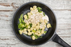 Preparazione Gnocchi con verza e nocciole - Fase 2