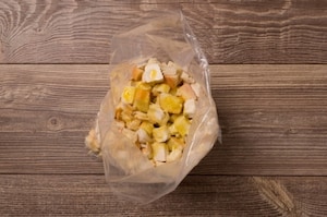 Preparazione Pizza di pane ricca - Fase 2