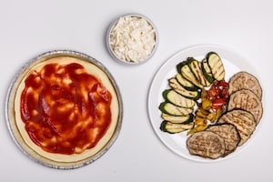 Preparazione Pizza senza glutine e lattosio - Fase 5