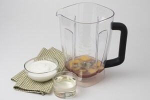 Preparazione Plumcake integrale allo yogurt glassato al limone - Fase 2