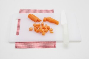 Preparazione Purea bicolore di patate e carote con tacchino - Fase 1