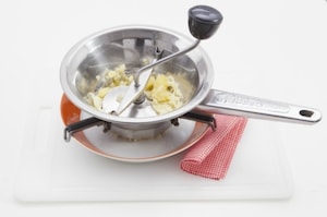 Preparazione Purea bicolore di patate e carote con tacchino - Fase 2