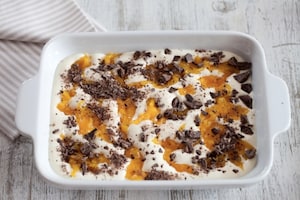 Preparazione Tiramisù alle pesche sciroppate  e cioccolato senza lattosio - Fase 4