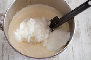 Preparazione Tiramisù alle pesche sciroppate  e cioccolato senza lattosio - Fase 3