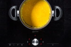 Preparazione Torta di riso allo zafferano con cioccolato bianco - Fase 1