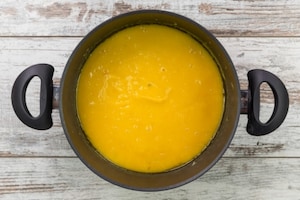 Preparazione Vellutata di zucca e patate con funghi - Fase 3