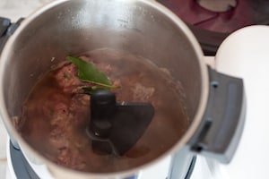 Preparazione Zuppa di cipolle alla francese - Fase 3