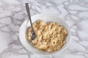 Preparazione Banana bread al caffè, anacardi e gocce di cioccolato  - Fase 2