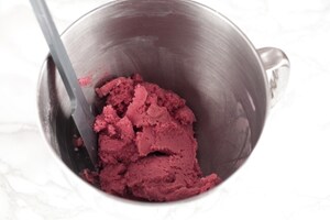 Preparazione Biscotti di frolla montata alla farina di riso rosso con amarene e spezie - Fase 2